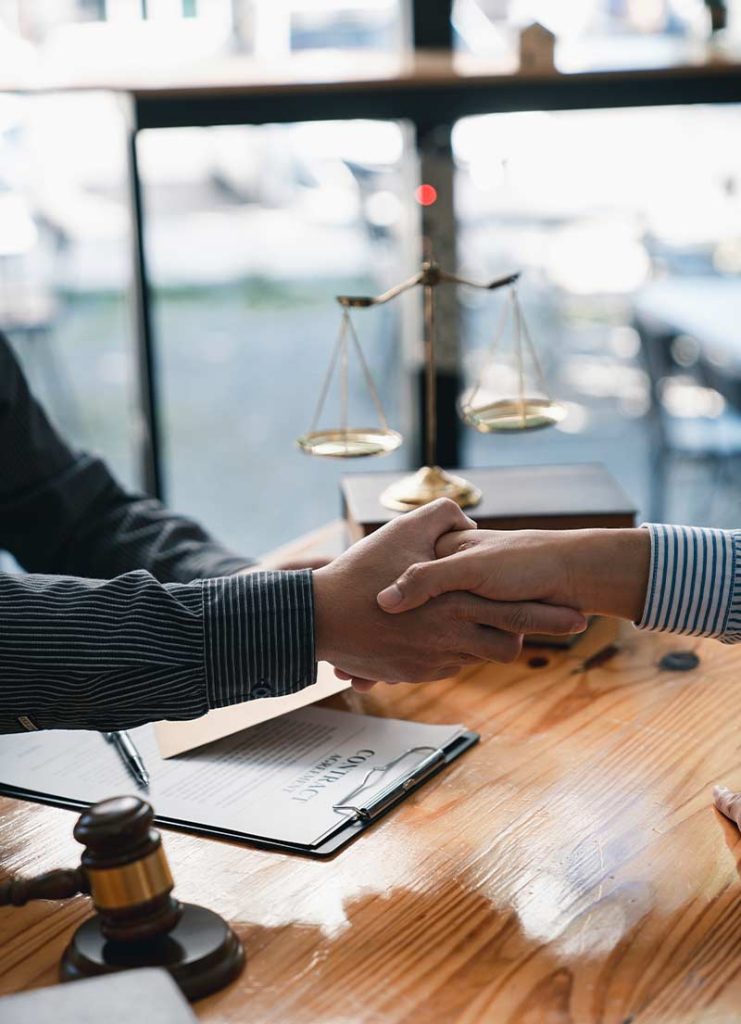 handshake to represent a successful attorney/client relationship